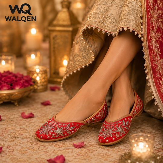 Embroidery Star Velvet Punjabi Jutti