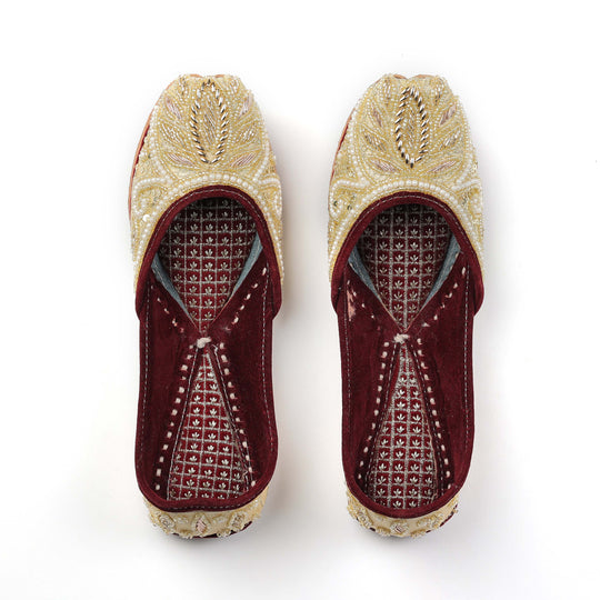 Golden Beads Handwork Punjabi Jutti
