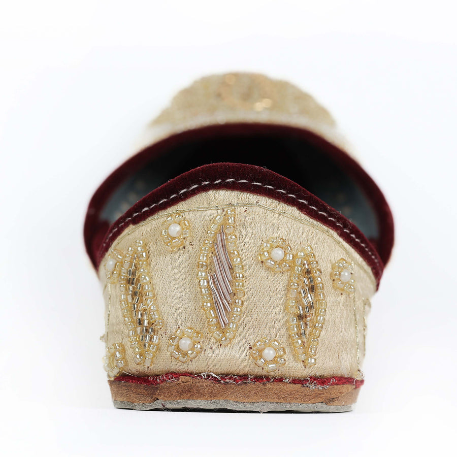 Golden Beads Handwork Punjabi Jutti