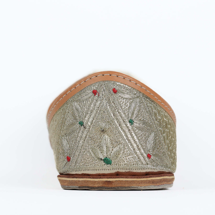 Golden Zari Heritage Punjabi Leather Jutti