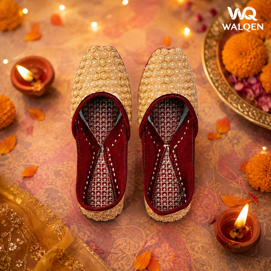Honeycomb Golden Pearl Punjabi Jutti