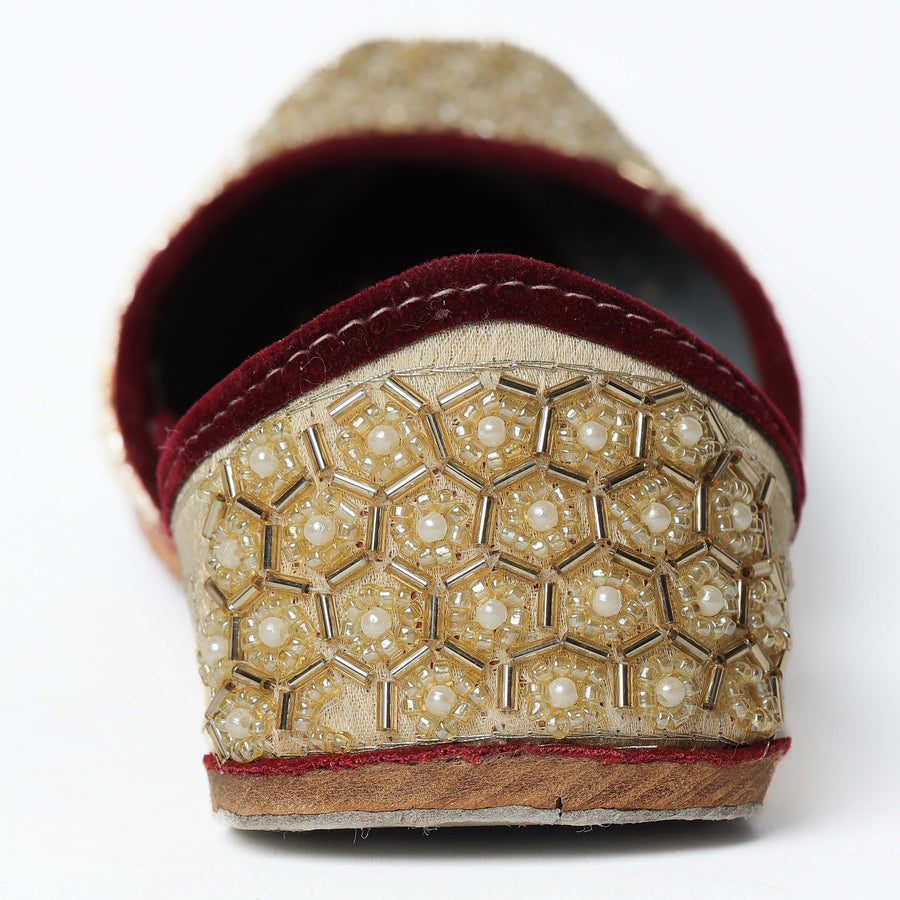 Honeycomb Golden Pearl Punjabi Jutti