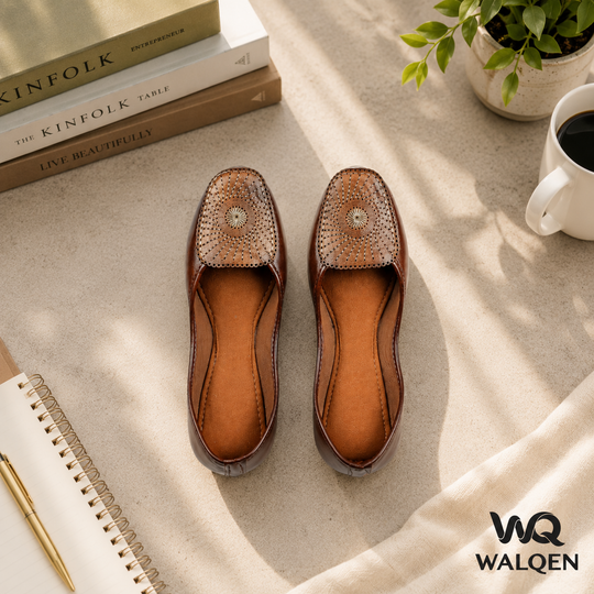 Loafer Style Zari Punjabi Jutti