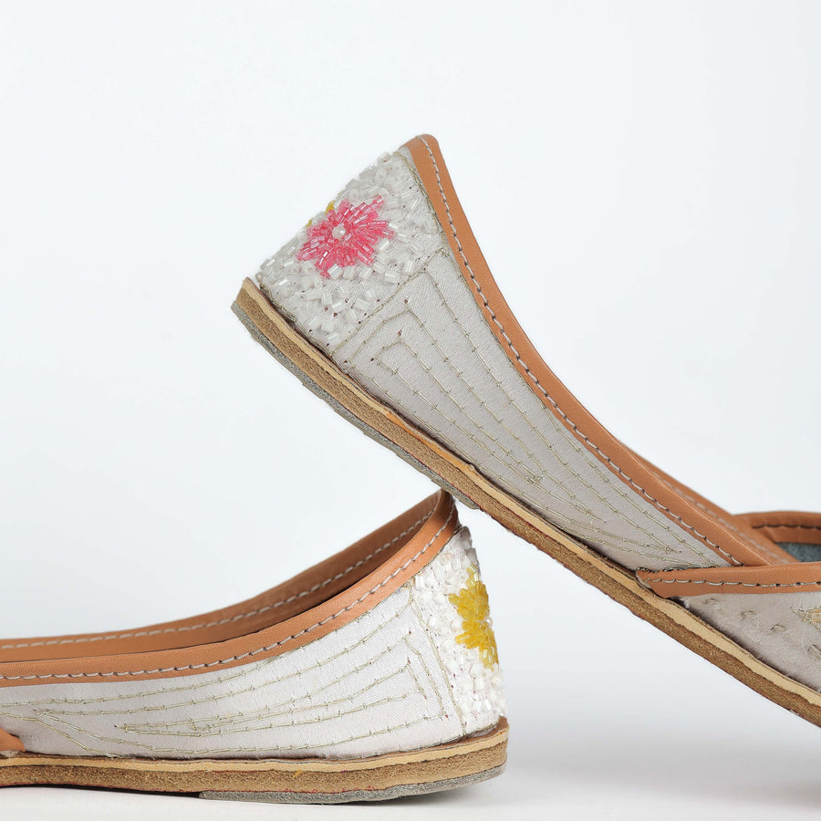 Multicolor Beads Work Handcrafted Punjabi Jutti
