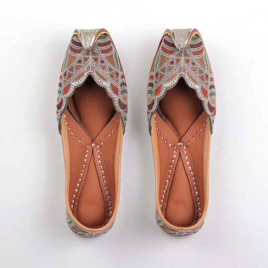 Multicolor Jaal Punjabi Leather Jutti