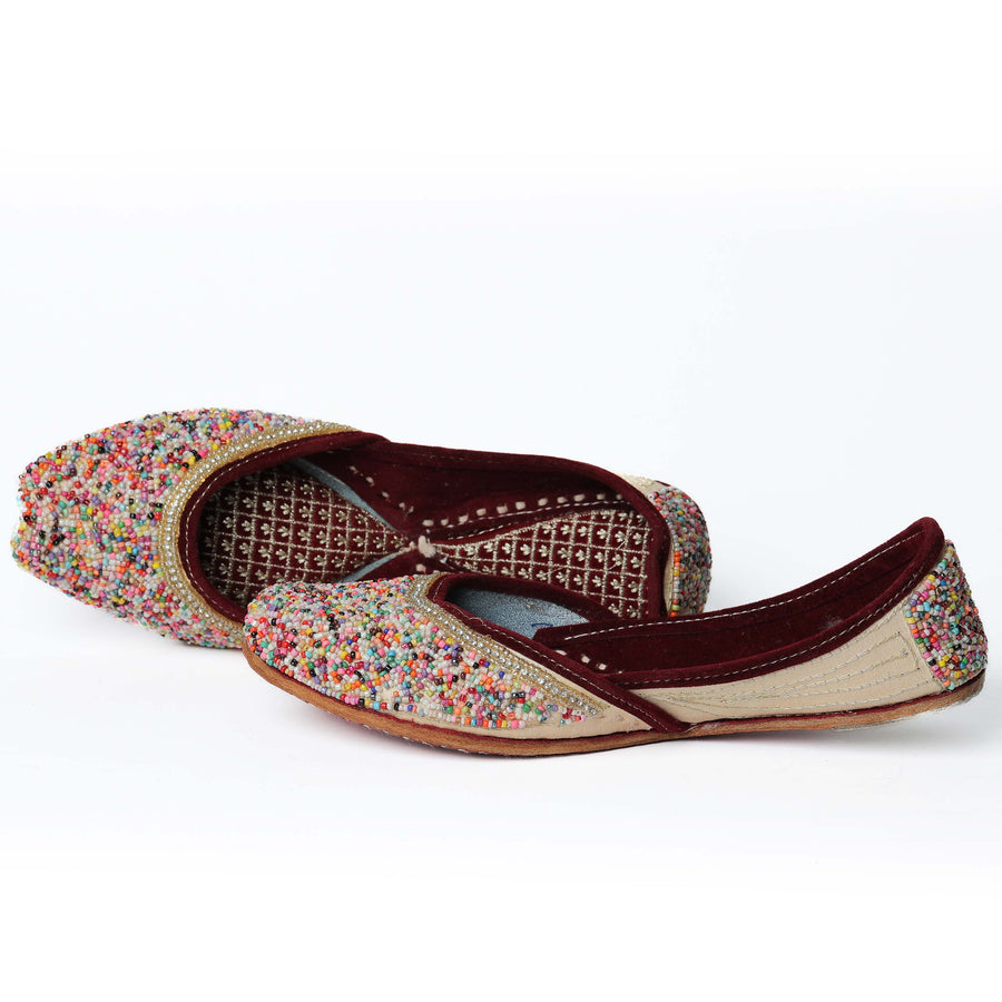 Multicolor Pearl Punjabi Jutti
