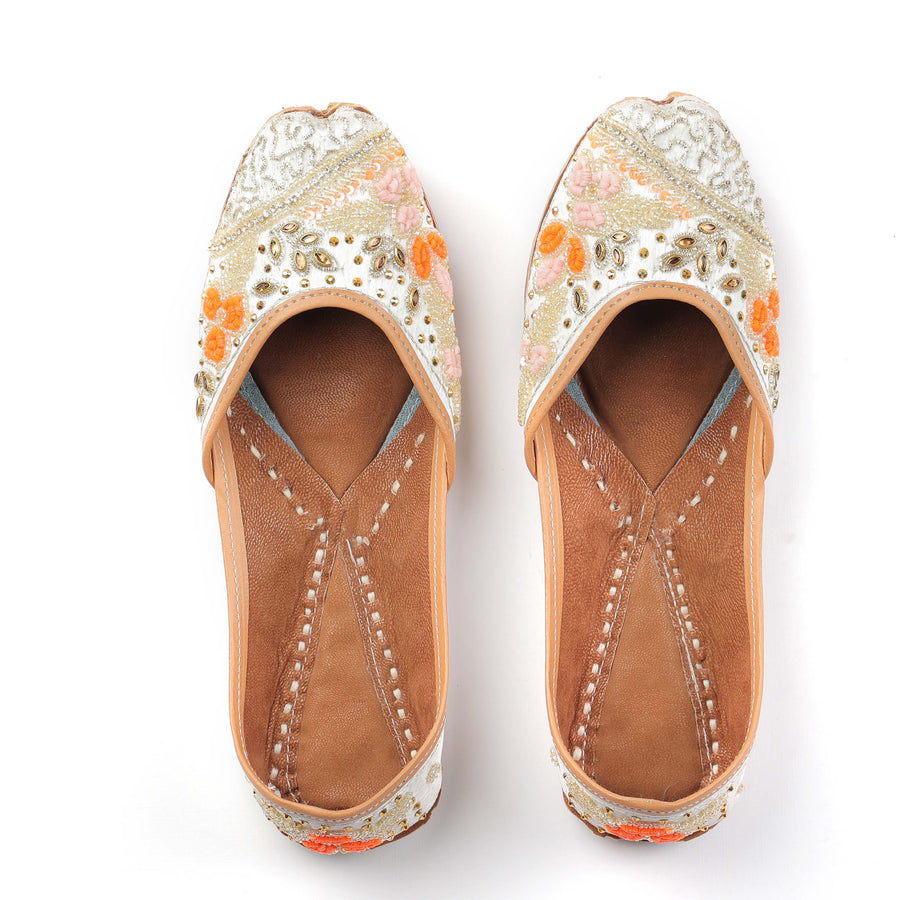 Pearl Blossom Handcrafted Floral Embellished Punjabi Jutti