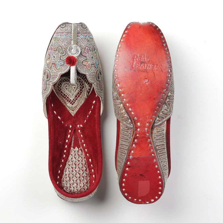 Silver Zari Ginni Royal Punjabi Jutti