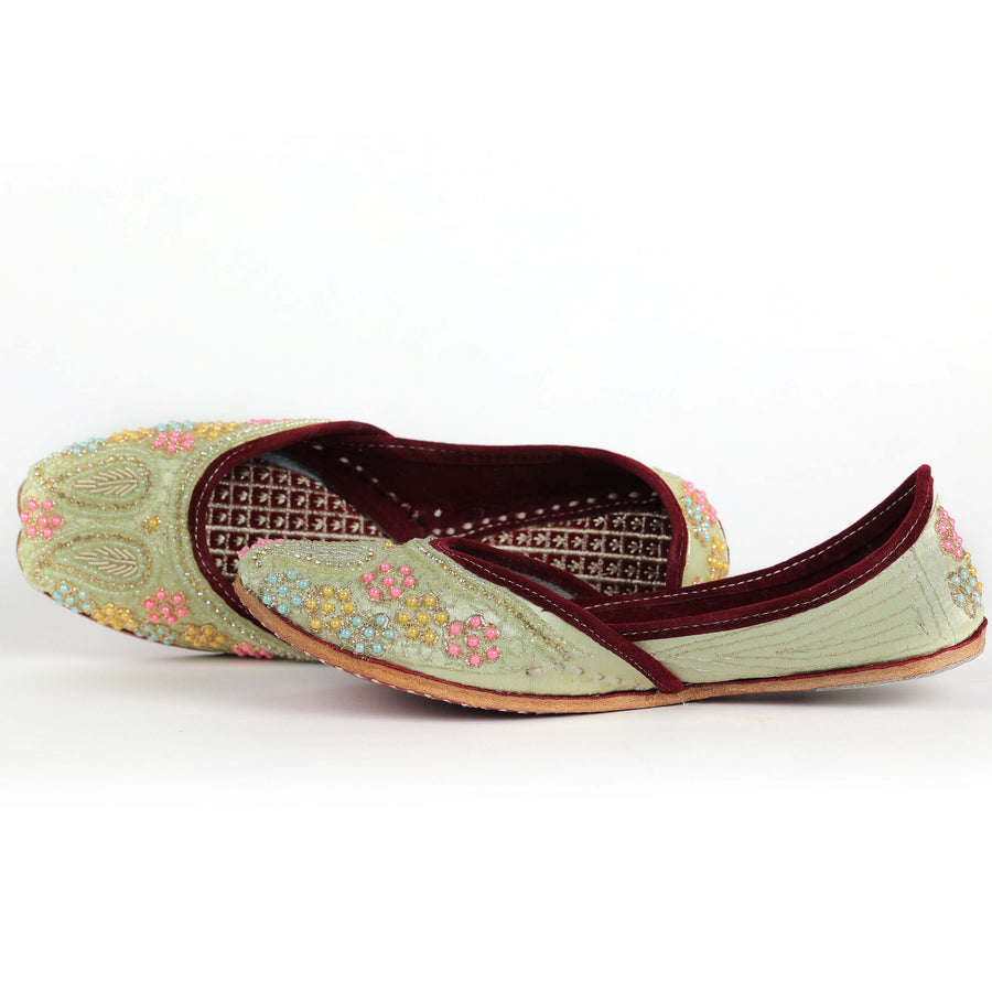 Stone and Beads Work Handcrafted Punjabi Jutti