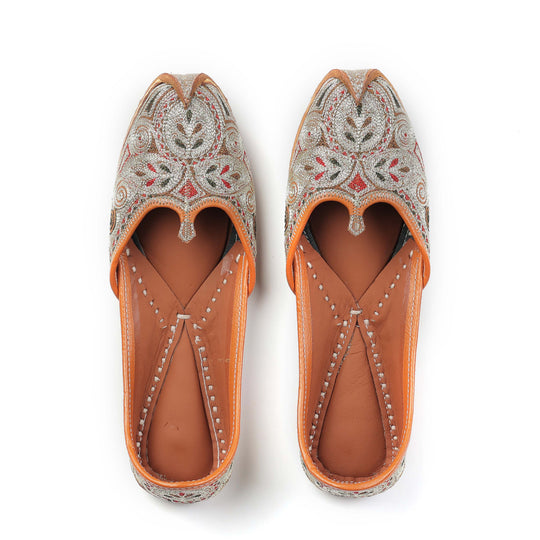 Zari Blossom Tilla Punjabi Leather Jutti