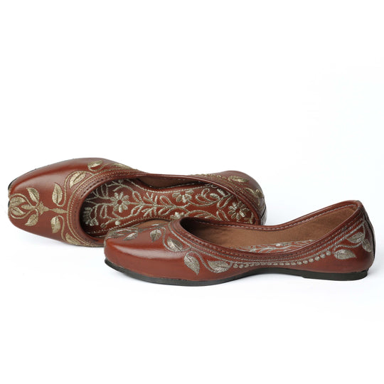 Zari Embroidery Brown Punjabi Jutti